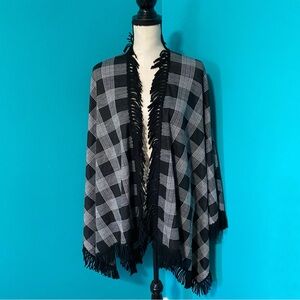 Vintage Nina Leonard One Size OS Black Grey Plaid Fringe Shawl Cardigan